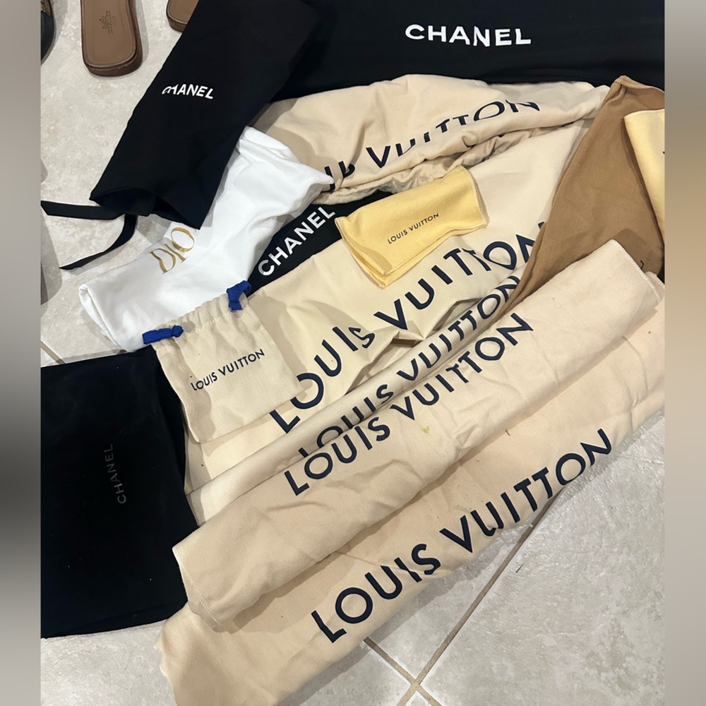 DUST BAGS
